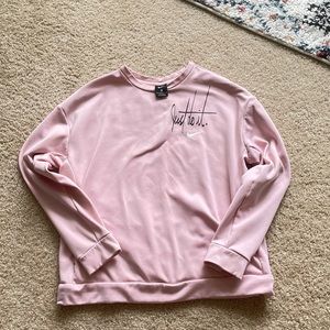 Nike Women’s Pullover